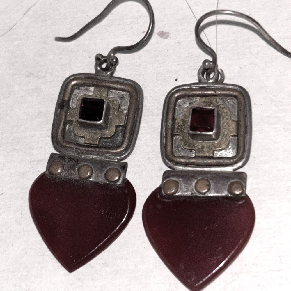 Vintage 925 Sterling Silver Earrings red/ burgundy stones and glass?